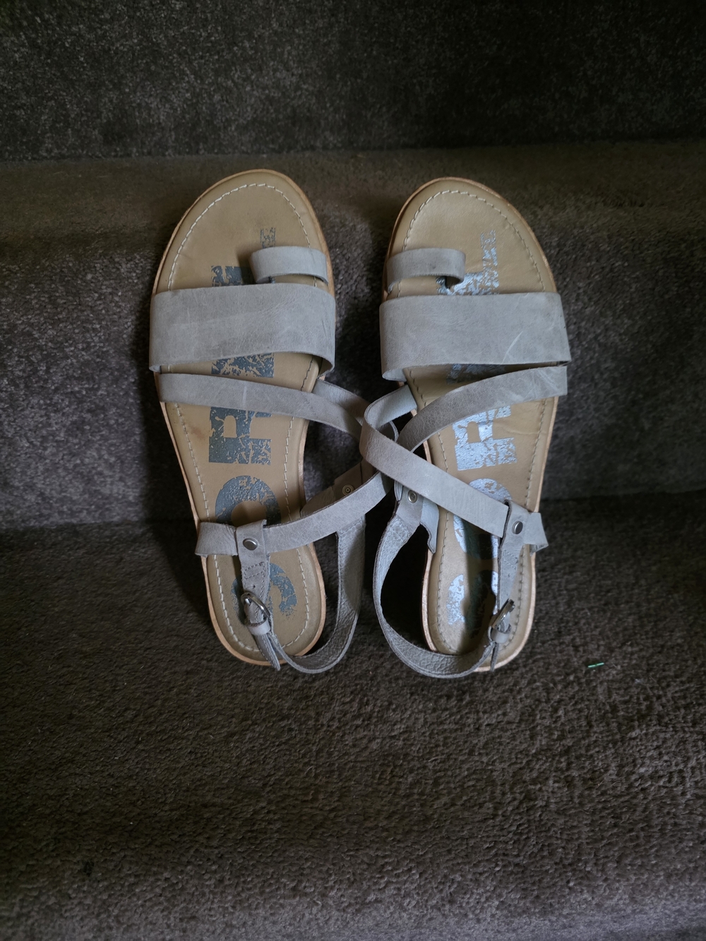 Sorel Beige/Taupe Strappy Leather Sandals